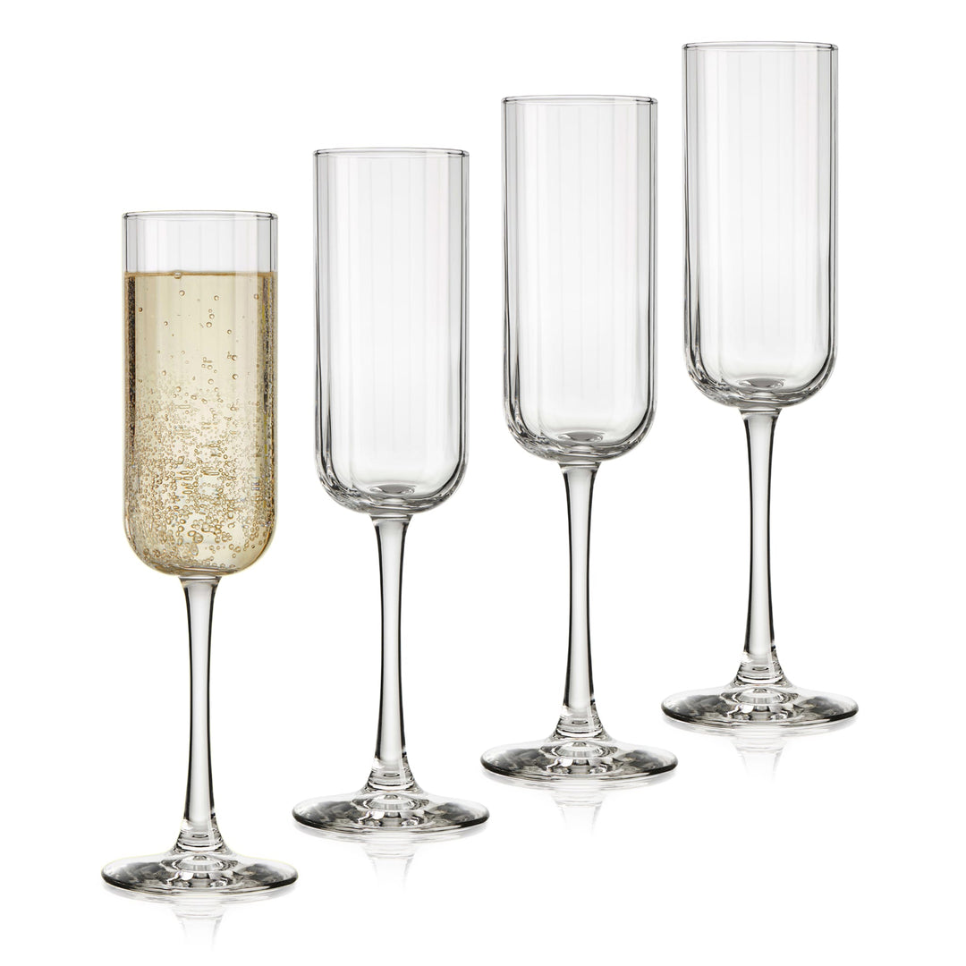Set includes 4, 7.5-ounce flutes perfect for Champagne, sparkling wines, seltzers and cocktails