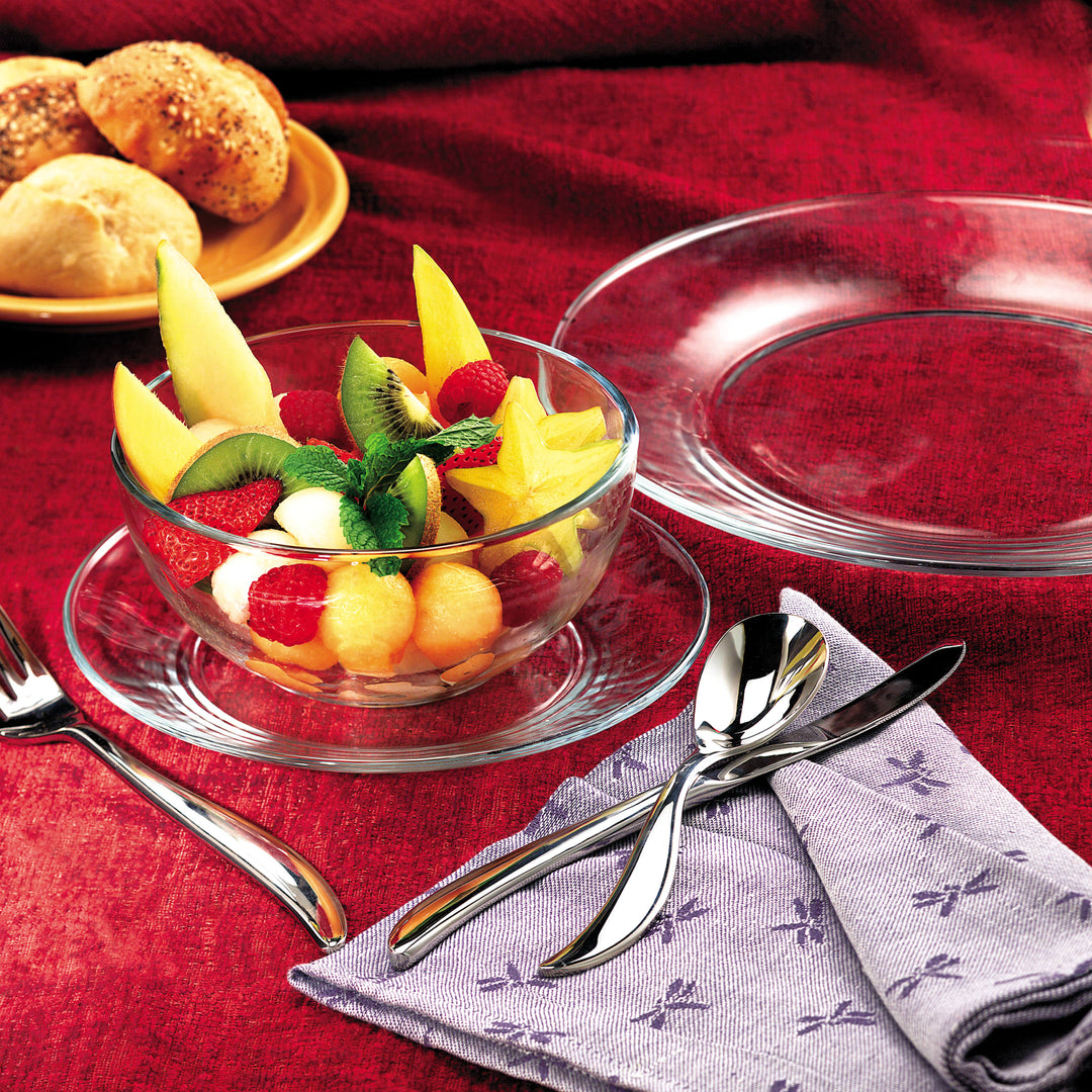 Crystal‑Clear, Round Design – Smooth glass structure adds modern elegance to any table setting.